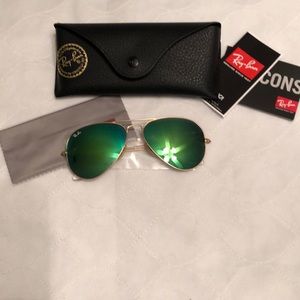 Ray Ban Aviator Sunglasses